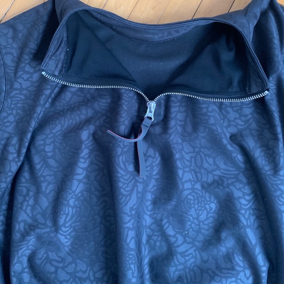 LULULEMON 🍋- Long Sleeved Top - Picture 14 of 15